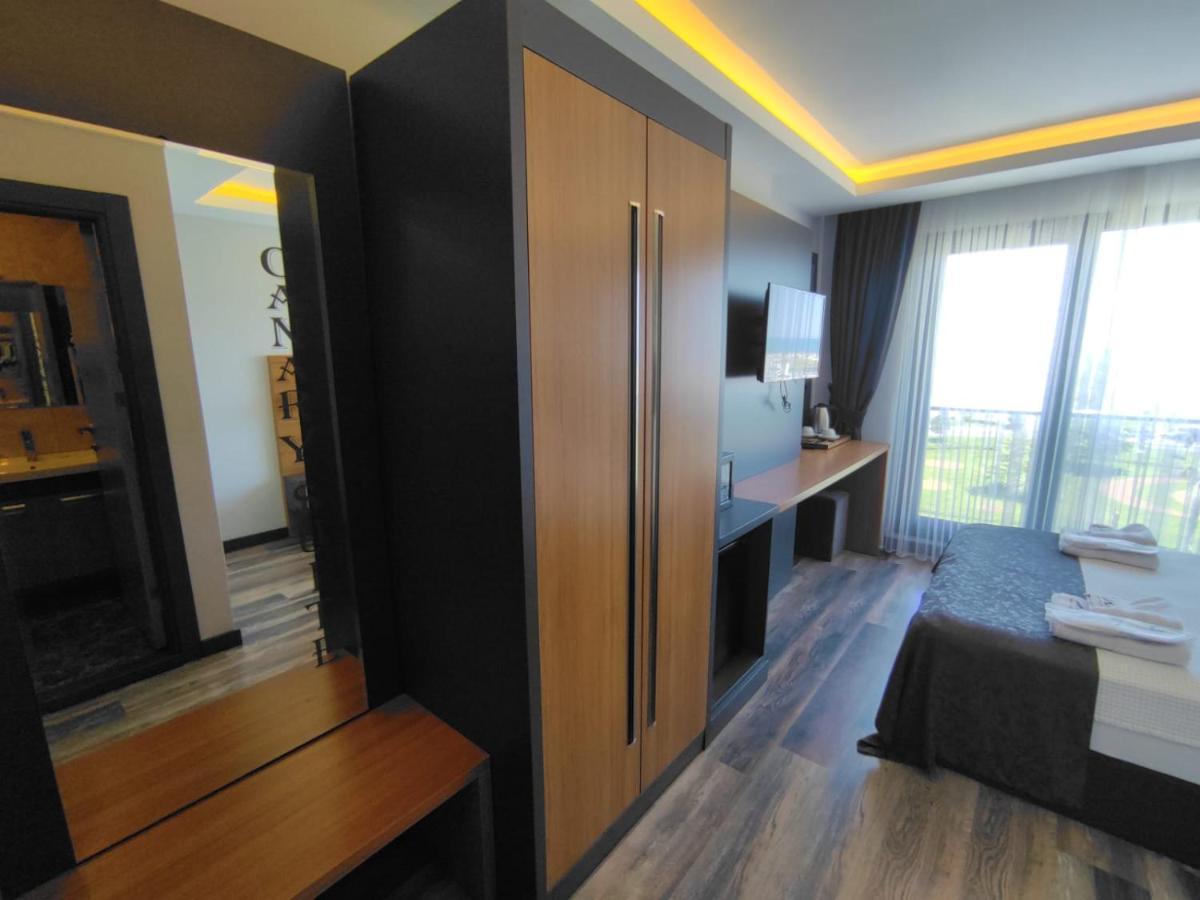 Canary Suite Otel Trabzon Bagian luar foto