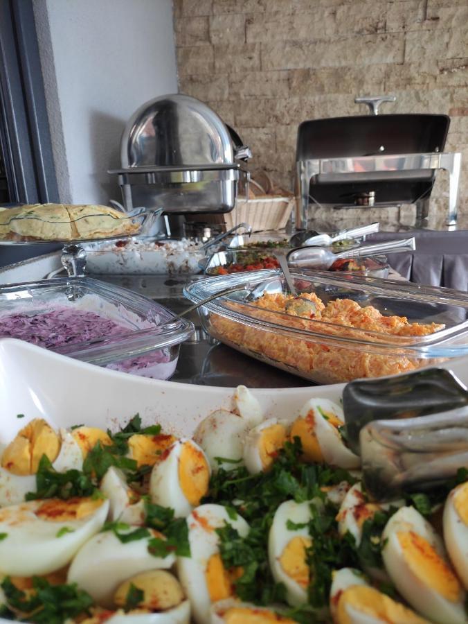 Canary Suite Otel Trabzon Bagian luar foto